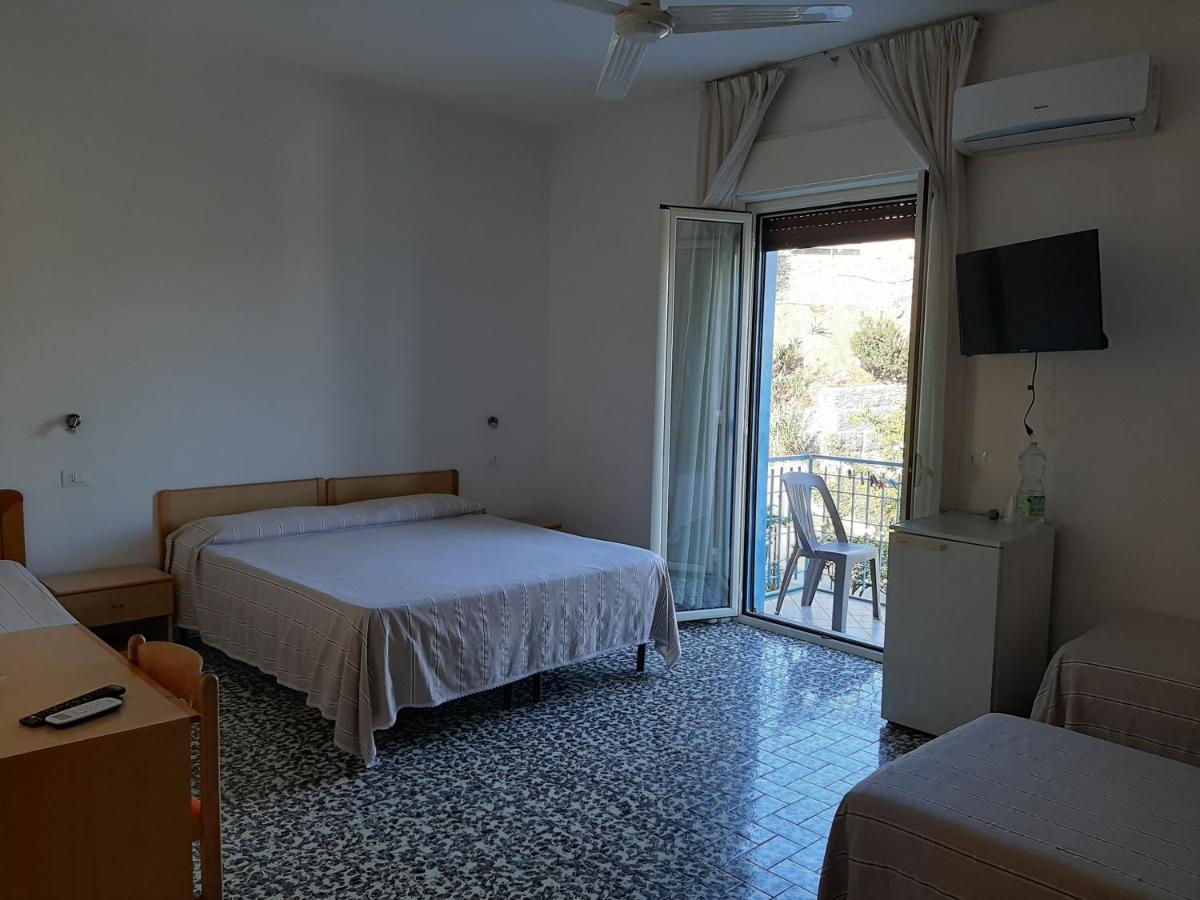 Hotel Conca D'oro *